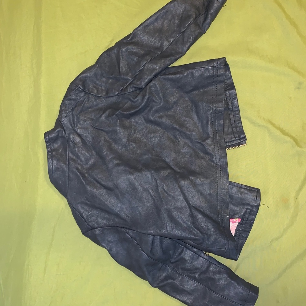 2T Leather jacket - Picture 5 of 8